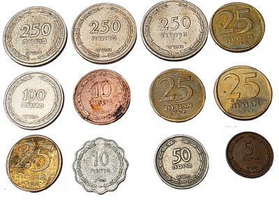 ישראל מטבעות. 12 יח. VF/UNC 
כולל 3 יחידות של 250 פרוטה תשט ויחידה אחת של 100 פרוטה תשט