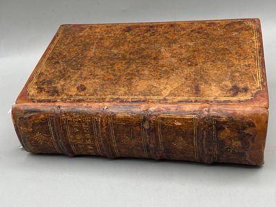 [1608] Древности и исследования городов, замков и укреплений Франции. Автор — Андре Дю Шен. 