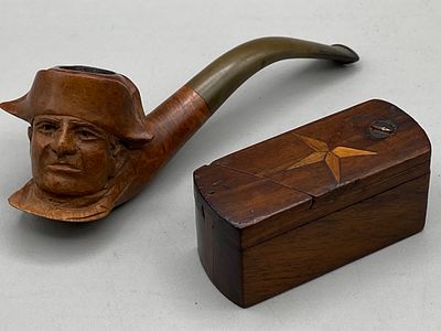 Курительная трубка с барельефом "Наполеон", табакерка