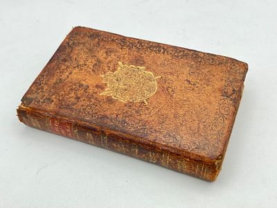 Книжный тайник