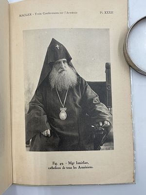 [1927]Три лекции об Армении [Trois conf&eacute;rences sur l'Arm&eacute;nie]
Фредерик Мэклер [Fr&eacute;d&eacute;ric 