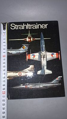 Карл-Хайнц Эйерманн. Реактивные учебные самолёты. Берлин: Deutscher Milit&auml;rverlag, 1971. 
