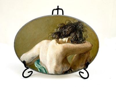 חנן מילנר - מודל בסטודיו, 2022. שמן על עץ (כולל מתקן העמדה) 
00/00 ס׳׳מ 
חתום 
חנן מילנר נולד 