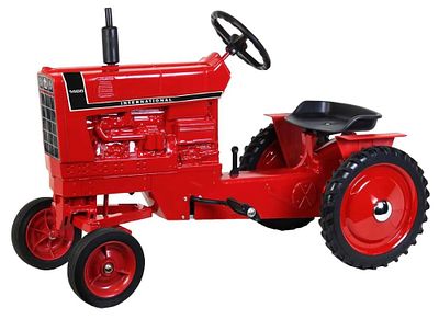 Scale Models International 1466 Wide Front Pedal Tractor - NIB. STOCK PHOTO. Scale Models 