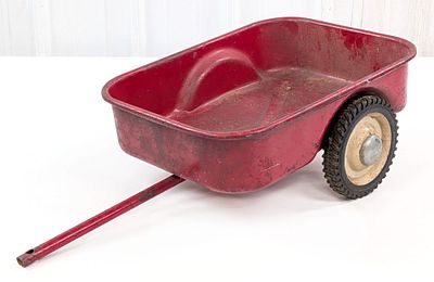 Eska / Ertl International Harvester Pedal Tractor Trailer. Eska / Ertl International Harvester 