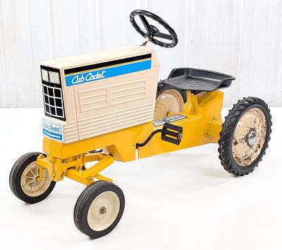 Scale Models Cub Cadet Wide Front Pedal Tractor. Scale Models Cub Cadet wide front pedal 
