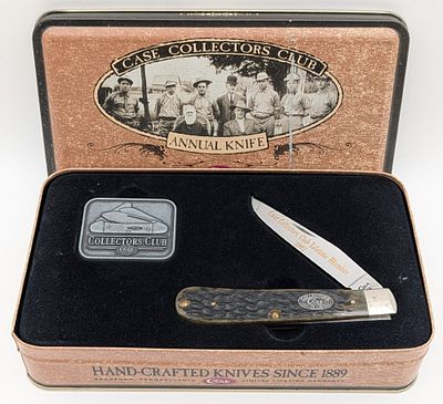 1997 Case XX Collector's Club Life Member Green Bone Trapper 61054 w/ Tin. Knife is numbered 