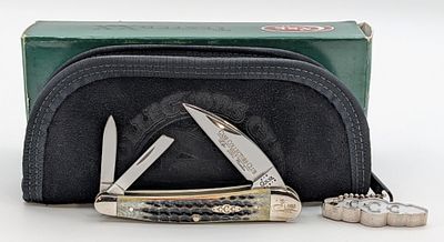 2002 Case XX Collector's Club Life Member Burnt Moss Bone Seahorse Whittler w/ Case & Box. Knife 