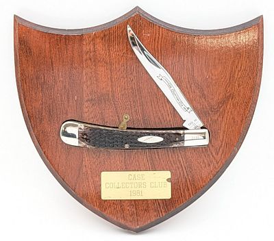 1981 Case XX Collector's Club Jigged Bone Large Trapper 6151 w/ Plaque. Knife is numbered 2140 