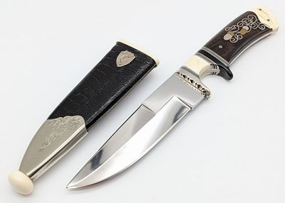 1998 Stephen Mackrill Custom Fixed Blade Hunting Knife w/ Scabbard. Features a mirror polished 