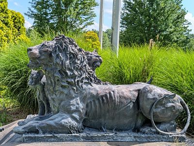 VERY RARE 1999 1 of 1 The Lion Pride by Ron Herron Bronze Sculpture. VERY RARE 1 of 1 The Lion 