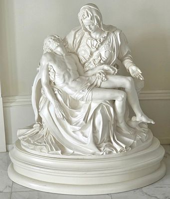 White Marble Replica Michelangelo's Piet? Statue. 35" Tall x 29.5" W Engraved Ennio Furiesi