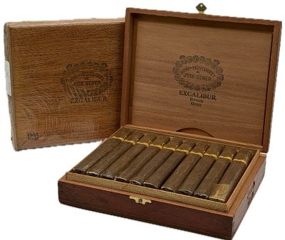 2 Boxes of 20 Hoyo de Monterrey de Jose Gener Excalibur Prensado Maduro Cigars. This includes 