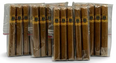 (20) Hoyo De Monterrey Excalibur III EC Cigars. These cigars are split into four bags of five 