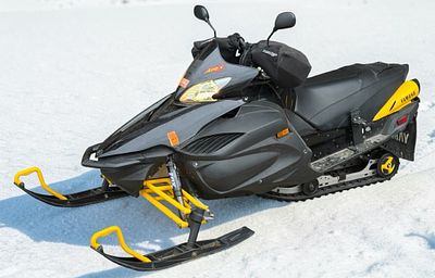 2007 Yamaha Apex RTX Snowmobile. This 2007 Yamaha Apex RTX is a high-performance trail 