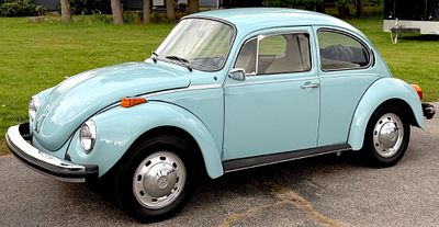 1974 VW Super Beetle. 1600cc duel port engine, 4-speed transmission. Rear window defroster 
