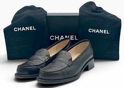 Vintage Chanel Structured Penny Loafers in Box, Size 9 1/2. This classic vintage Chanel loafer 