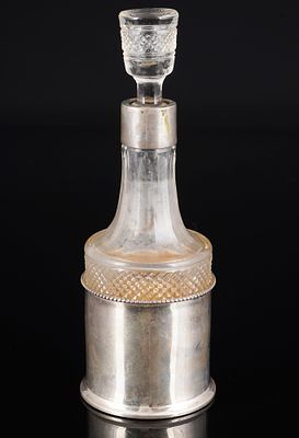 Vienna 19th Century, 800 Silver Flask / Decanter,. Flacon/decanter with silver fittings 