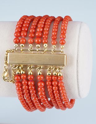 Coral Bracelet with 925 Silver Clasp. 925 silver gold-plated, stamped 925 + JKa (J. K&ouml;hle) 