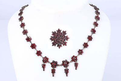 Bohemian Garnet Jewelry - antique necklace and brooch,. Bohemia, made from 1880, necklace L 39 