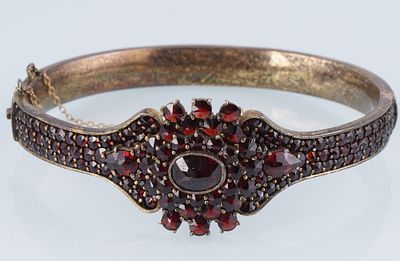 Garnet Bangles 800 Silver, Bohemian Garnet Jewelry. 800 silver, stamped 800, bangle with rich 
