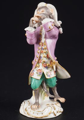 Meissen Monkey Orchestra Clarinetist 1st Choice - J.J. KAENDLER,. porcelain, blue sword mark 1st 