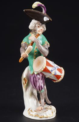 Meissen Monkey Orchestra Drummer 1st Choice - J.J. KAENDLER,. porcelain, blue sword mark 1st 