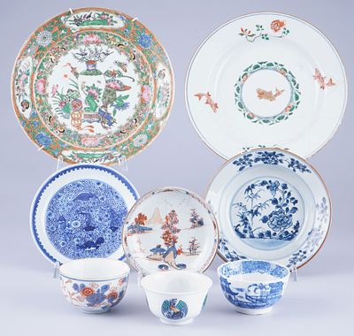 Eight Chinese porcelain objects, China, 19th/20th century,. Porcelain, China, Qing Dynasty to 
