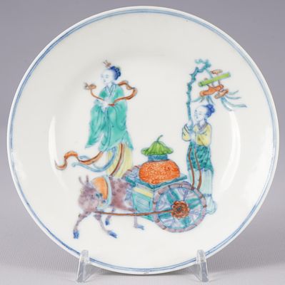 Fine Doucai plate with a figural scene, China Tongzhi period,. Porcelain, China Qing Dynasty 