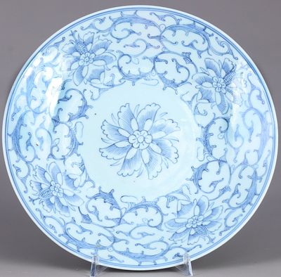 Blue and white plate, China Qing Dynasty around 1800,. Porcelain, China Qing Dynasty (1644-1911) 