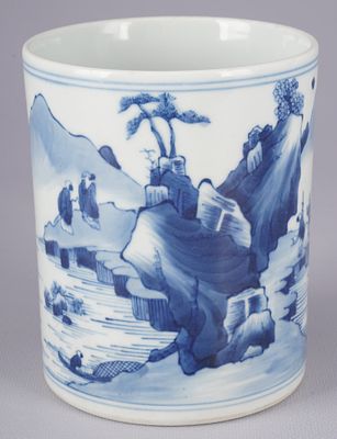 Blue and white bitong/brush pot, China, Kangxi period. Porcelain, China Qing Dynasty, Kangxi 