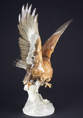Hutschenreuther golden eagle - Karl TUTTER,. porcelain, green company mark, with grinding stroke 