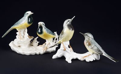 Karl Ens 2 pair of songbirds - jays,. porcelain, green / blue mill mark, two pairs of jays on 
