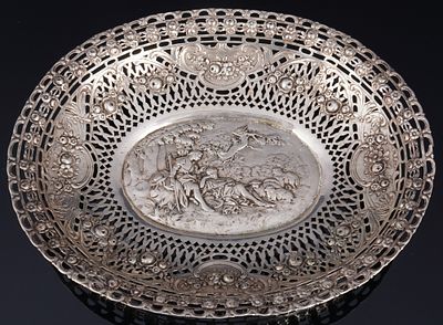 800 Silber Durchbruchschale mit Sch&auml;ferszenerie um 1900, 
Silber, 800/000, gestempelt 800 + 