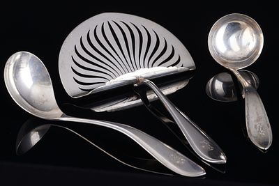Niederlande 833 Silber Art Deco Fischheber mit 2 So&szlig;enkellen - Fa. J.M. van Kempen & Zoon,. Niede 