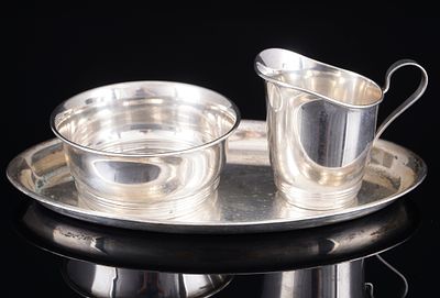 800 / 833 Silber Menage mit Milchkanne und Zuckerdose auf Tablett - L&auml;ger & Co Hanau & Niederlande,
