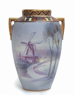 Фирма &laquo;Morimura Brothers&raquo;. Ваза декоративная &laquo;Пейзаж с мельницей&raquo;. 
Фарфор, крытье, роспись 