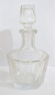 Гусевский завод имени Акима Мальцова - ?
(под вопросом). Графин. 
Стекло, выдувание, шлифовка 