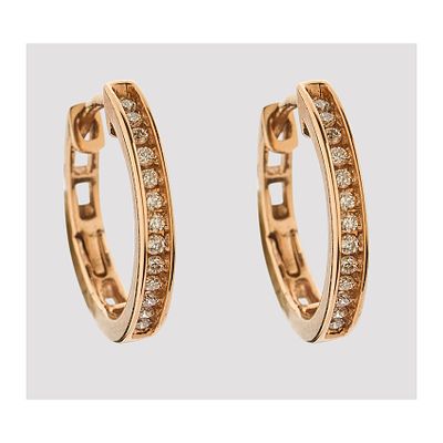 Pendientes criolla en oro rosa con frente de diamantes talla brillante. Diám.: 1,2 cm.