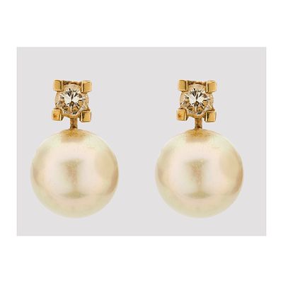 Pendientes tu y yo en oro blanco con diamante talla brillante engastado en garras y perla 