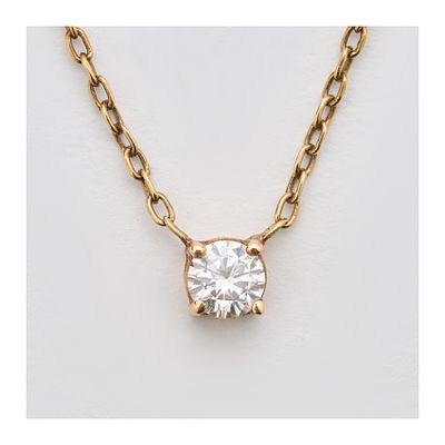 Gargantilla en oro con diamante talla brillante engastado en garras. Peso diamante: 0,30 ct. 