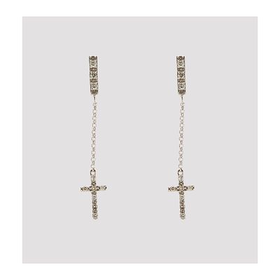 Pendientes en oro blanco con cruz y barrita de diamantes talla brillante unidas por cadenita