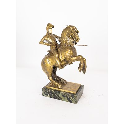 Escuela centroeuropea, s.XX. San Jorge. Escultura en bronce dorado con carnaciones en hueso 