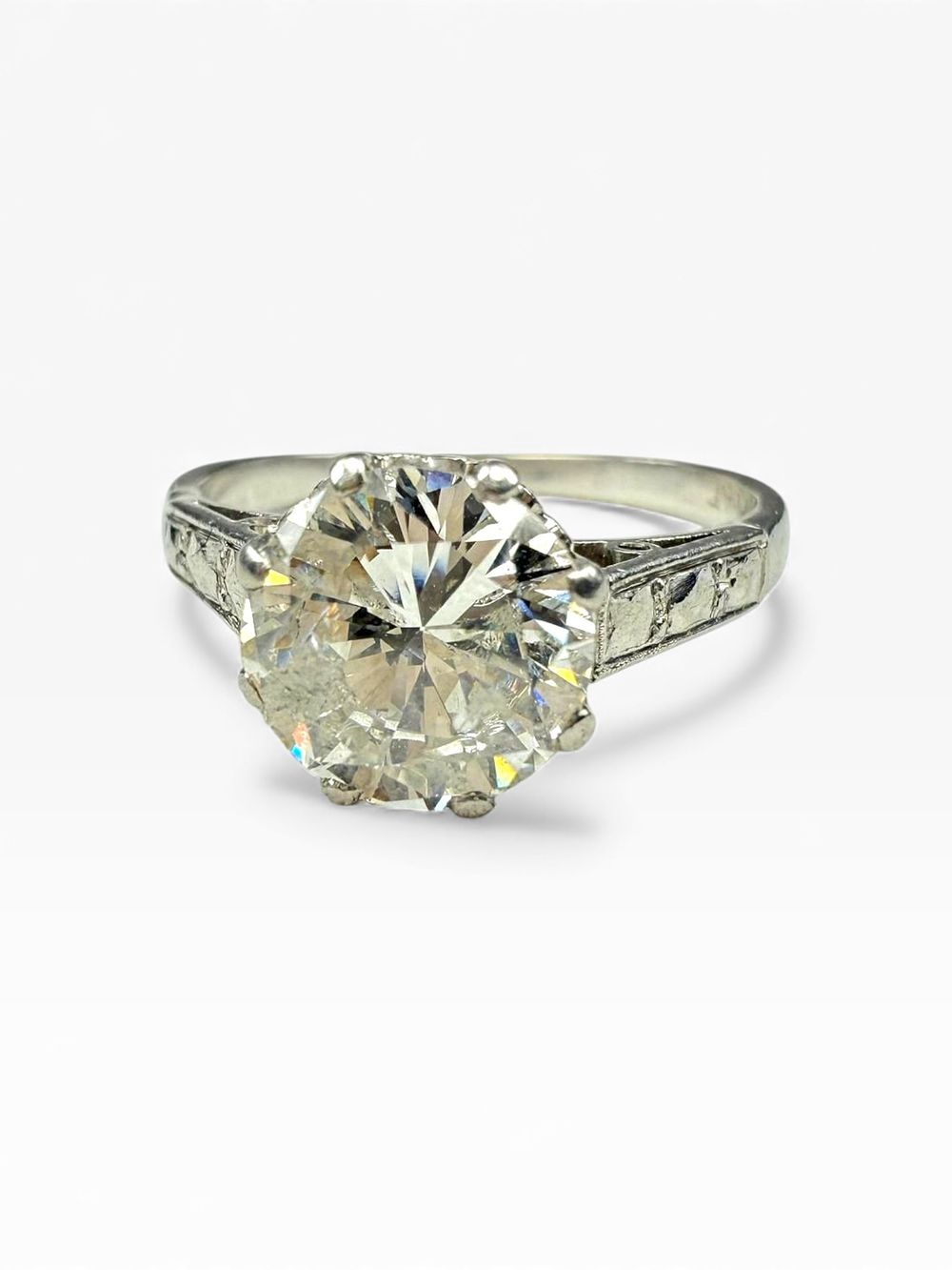 The December Grand Finale: Fine Jewellery, Art, Antiques, Gold & Collectables. - 290 Lots