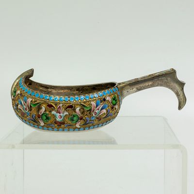 Серебряный ковш 84 пробы с расписной эмалью и золочением, клеймо ИС - Салтыков Иван Дмитриевич 