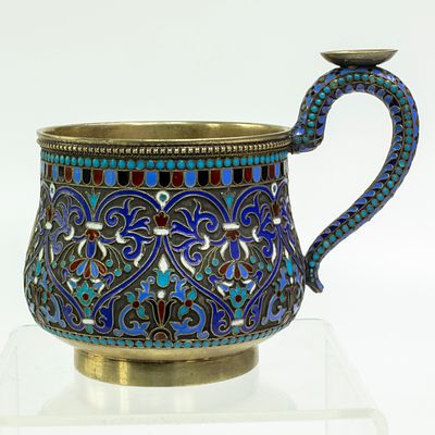 Серебряный подстаканник 88 пробы с эмалью, ВС 1887. Код: 00-00000572. 
Размер (мм): 87х79х105. 