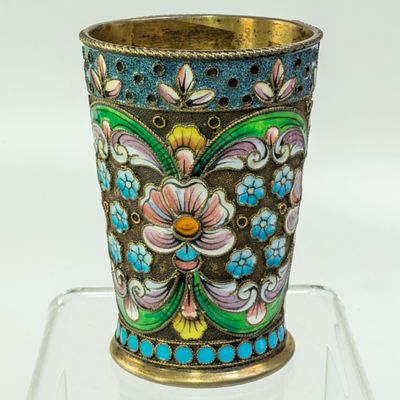 Антикварная серебряная стопка Егора Самошина с расписной эмалью 84 пробы, Москва. Код: 