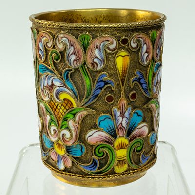 Антикварная серебряная стопка 84 пробы с расписной эмалью и золочением, Агафонов Василий. Код: 