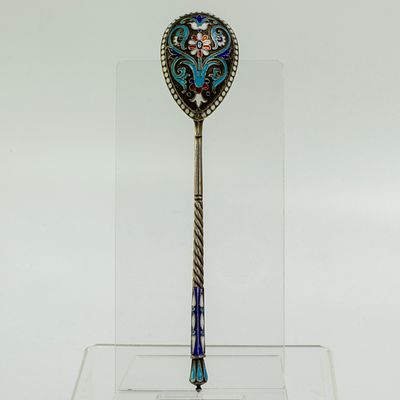 Антикварная серебряная ложка с эмалью 84 проба, Андреев. Код: 00-00000637. 
Размер (мм): 136. 