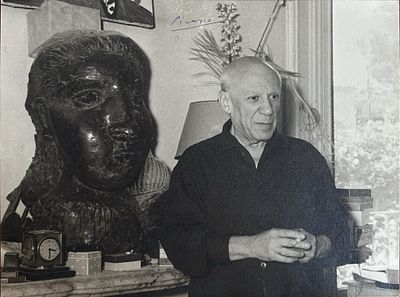 [VARIOUS AUTOGRAPHS, LETTERS, & DOCUMENTS] - PABLO PICASSO (1881–1973) - Signed Photograph of 